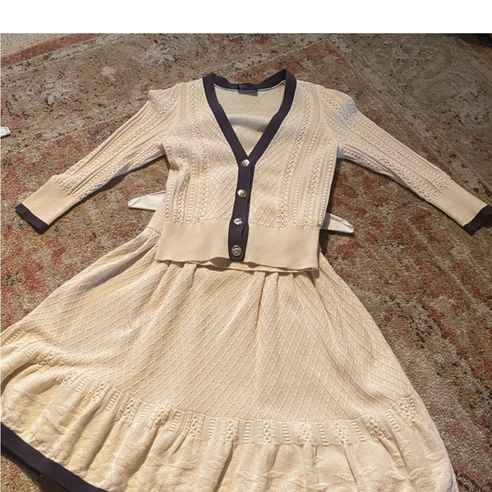 CHANEL Cream and Black knit cardigan and skirt set